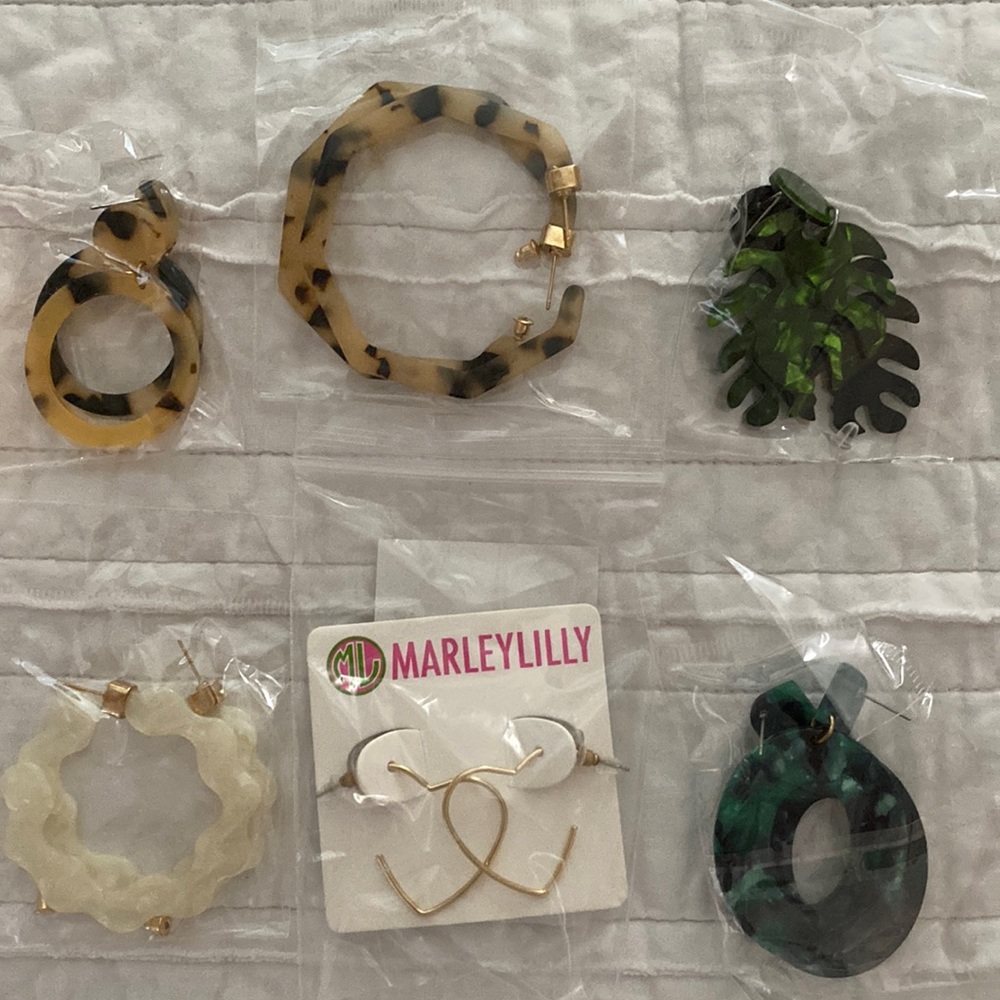 New Set of 6 Earrings